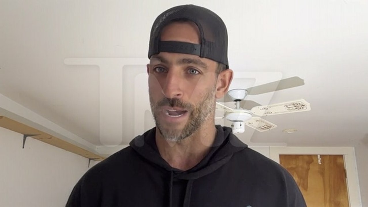 Peanut The Squirrel Owner Mark Longo Denies Using Tragedy to Promote Porn -  video Dailymotion