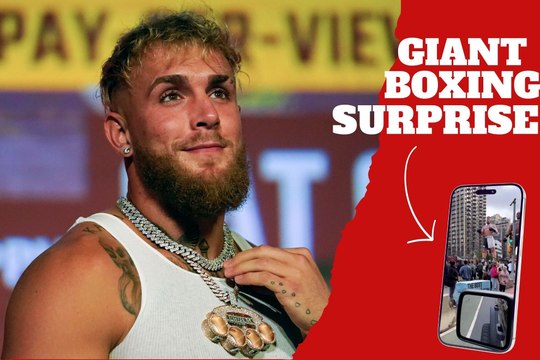 Giant Mike Tyson and Jake Paul puppets surprise pedestrians and take over New York City streets