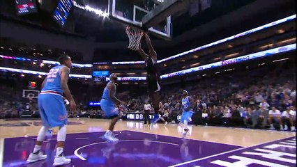 Chris Paul Delivers the Lob Pass