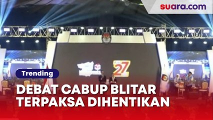 Detik-detik Debat Calon Bupati Blitar Dihentikan Usai Banjir Protes