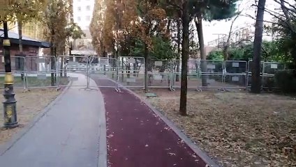 Esenyurt'ta halkın meydanı ve halkın parkı abluka altında