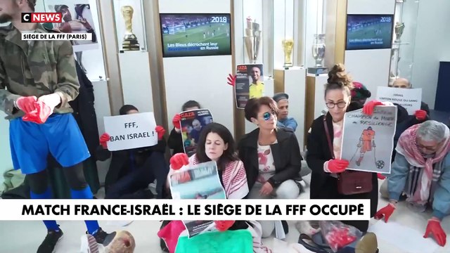 Contre la venue de l'équipe de foot d'Israël face à la France, des militants pro-palestiniens investissent les locaux de la Fédération française de football - Regardez