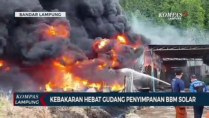 Kebakaran Hebat Gudang Penyimpanan BBM Jenis Solar
