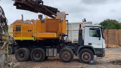 Dragon 1200 the chipper that spit chips