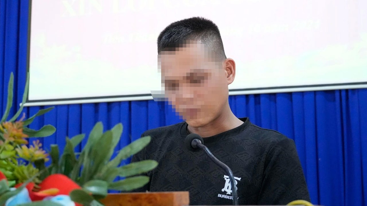 Người từng xúc phạm cảnh sát khi vi phạm nồng độ cồn công khai xin lỗi