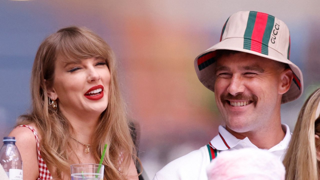 GALA VIDEO - Taylor Swift en couple avec Travis Kelce : leur histoire (presque) déjà adaptée à l’écran !