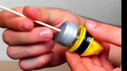 TRICKS WITH BALOONS