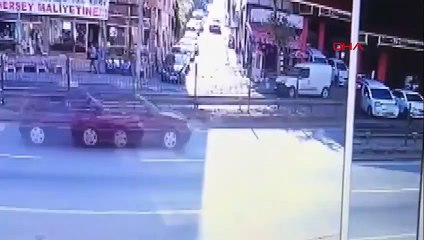 Sıfır aldığı ayıplı otomobille kaza yaptı! Bilirkişiden 'misliyle değişim' kararı çıktı