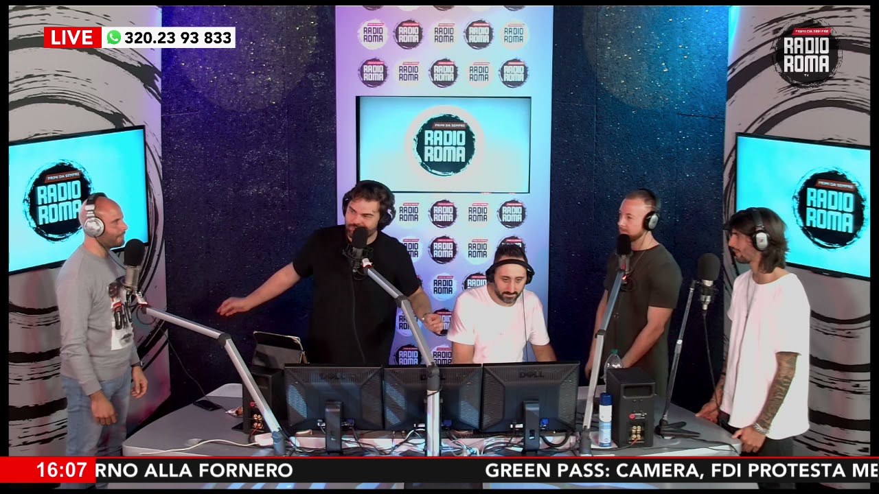 Angy la vincitrice "La canzone Poetizzata" a Sarallo Famosi su Radio Roma