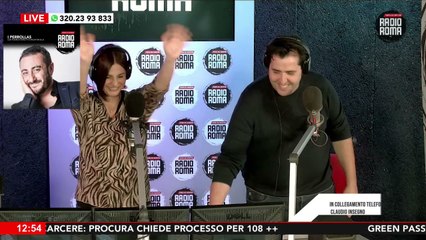 Claudio Insegno, in collegamento, da "I Perrollas" su Radio Roma
