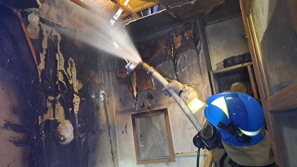 전주 한방병원에서 불...환자 등 53명 대피 / YTN