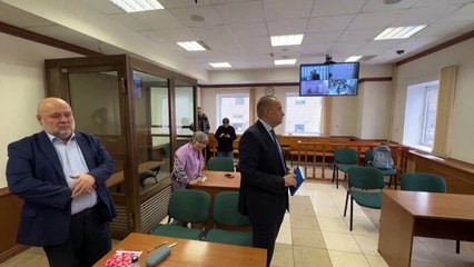 Cidadão russo-americano é condenado a 12,5 anos de prisão em corte de Moscou