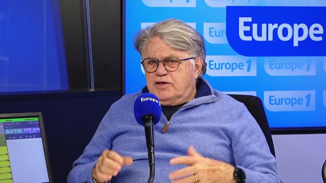 Cyril Hanouna - Pour Gilbert Collard, s’être engagé en politique a été «la pire erreur de sa vie»