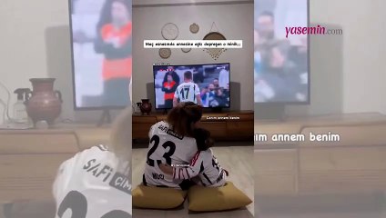 Minik kızın annesine sevgisi içleri ısıttı! "Maç keyfi böyle yapılır"
