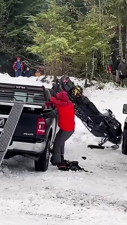 He got absolutely sent and Bent   @tk_4k_tk#snowboarding #snowmobiling #winter #sledding #snowman