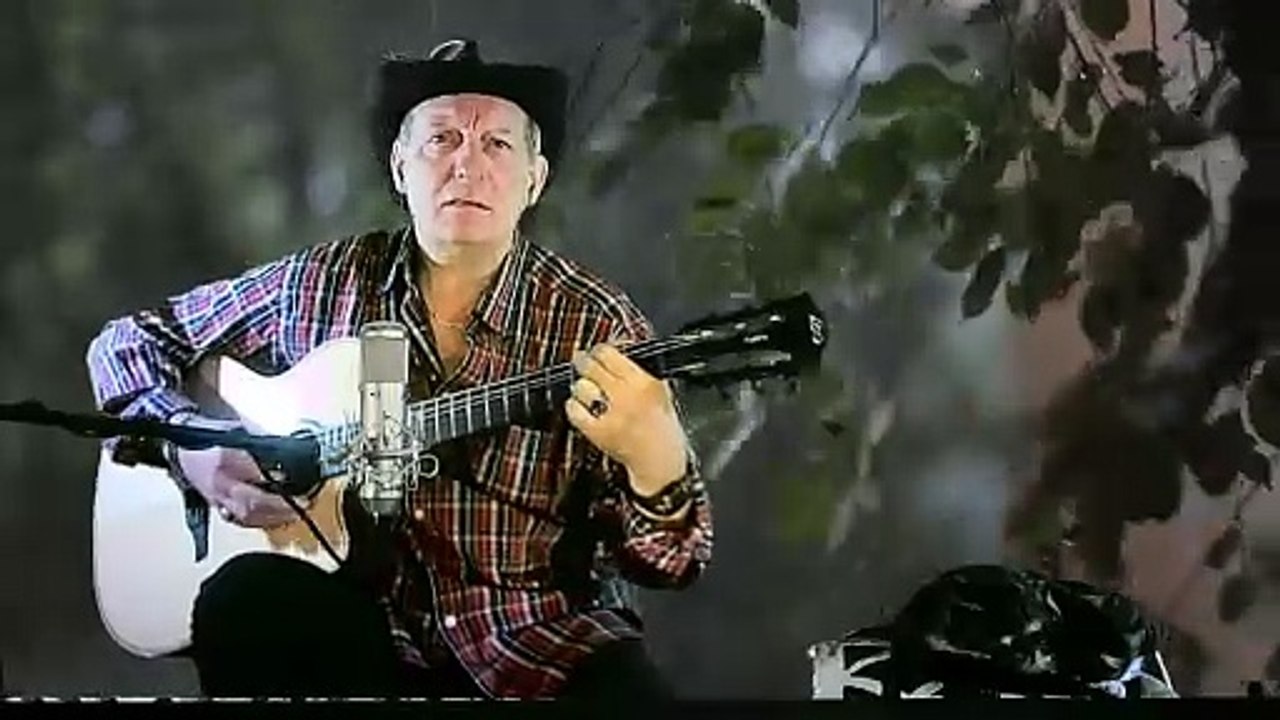 Tout doucement Siffle chant guitare acoustique Lag Taylor by Dadymilles