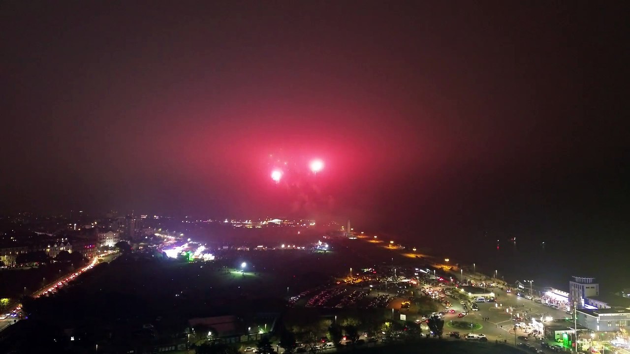 Southsea fireworks on Tuesday 5th November 2024 - video by IslandCity.UK