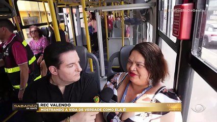 Rec Valendo: Renato Ambrosio presenteia auxiliar de limpeza com 5 mil reais