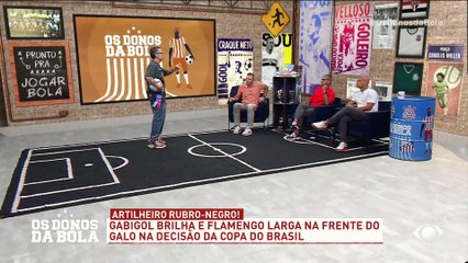 Neto sai em defesa de Gabigol: “Não tem centroavante no mundo igual”