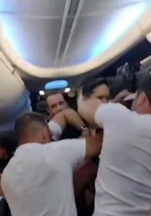 Vídeo: Passageiro tenta abrir porta de emergência durante voo de Brasília ao Panamá