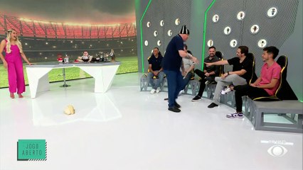 Ronaldo provoca Denílson com "cabeça de porco" após vitória do Corinthians