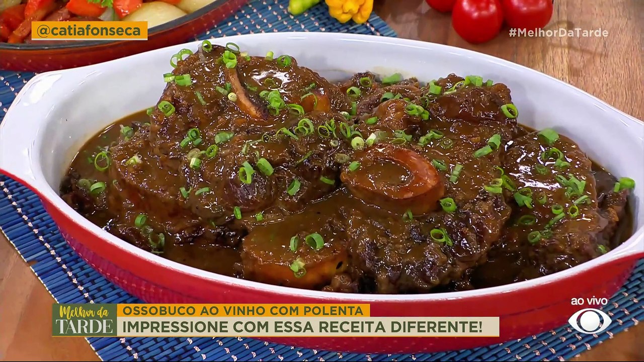 Aprenda a fazer delicioso ossubuco ao vinho com polenta | Band Receitas