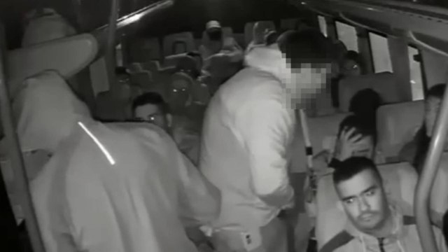 VIDEO | Hombres armados protagonizaron un violento atraco a un bus intermunicipal en Bogotá