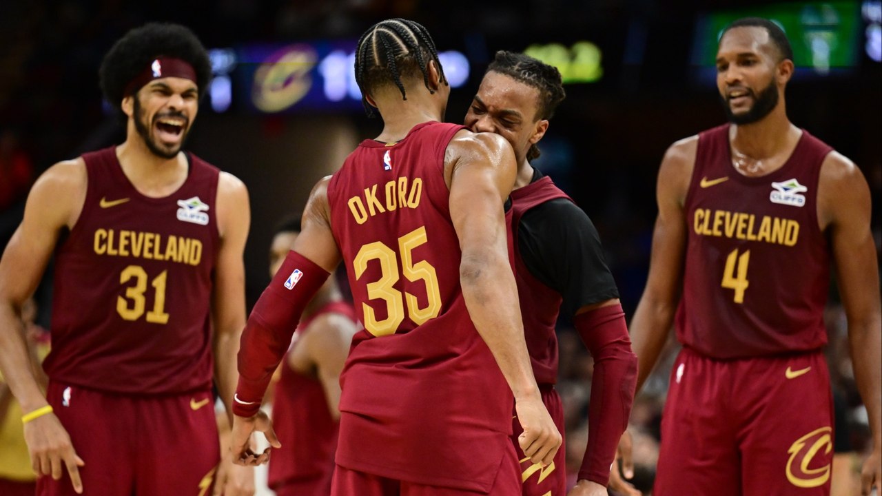 Cavaliers Edge Bucks 116-114, Maintain Undefeated Start