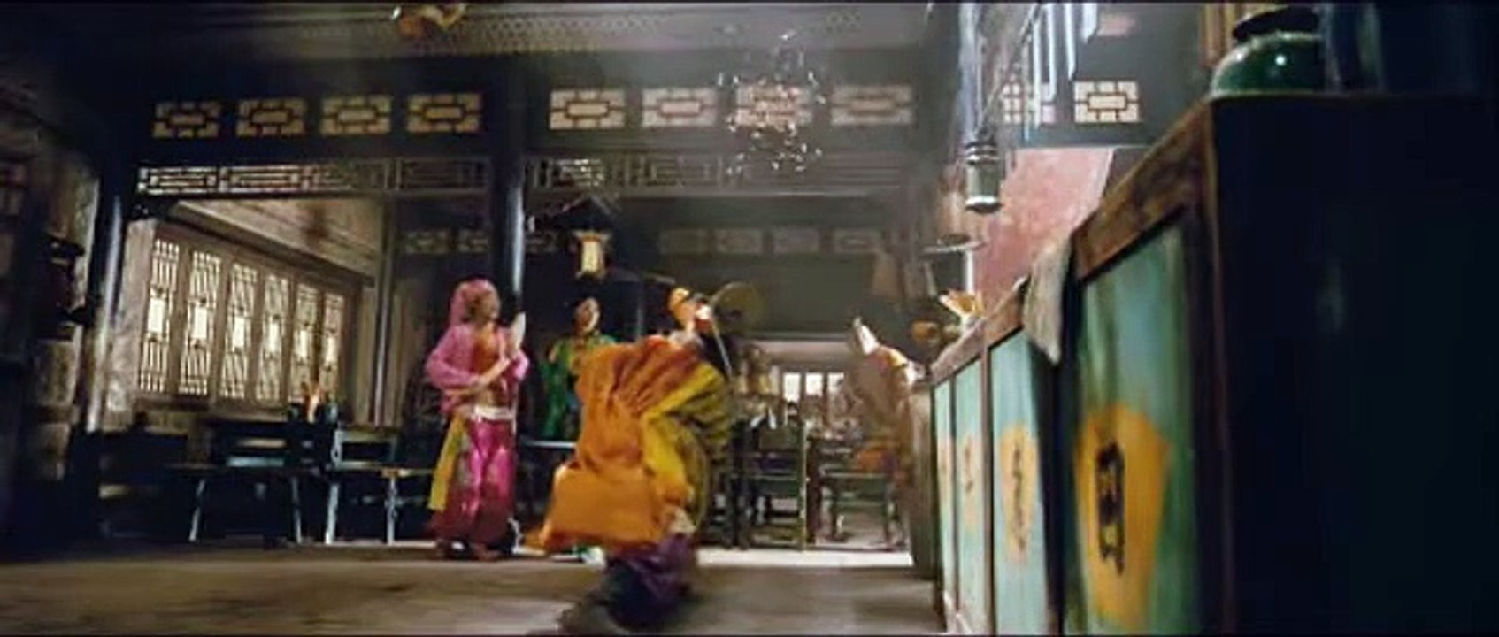 Una mujer, una pistola y una tienda de fideos chinos | movie | 2009 | Official Trailer