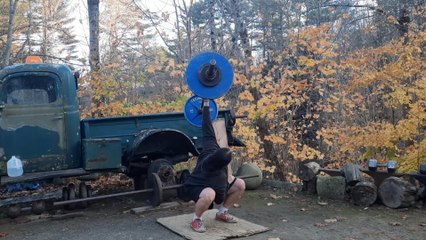 One Hand Overhead Squats! 45.45kg