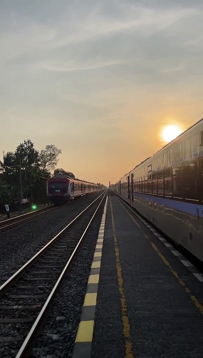 Menembus senja
