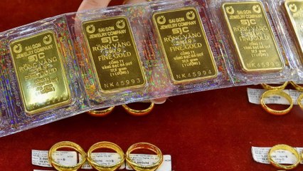 Vàng giảm mạnh sau chiến thắng của ông Donald Trump