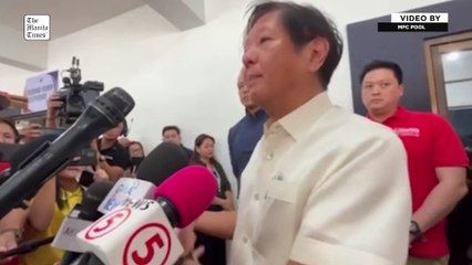 Marcos visits Albay to distribute aid to storm victims