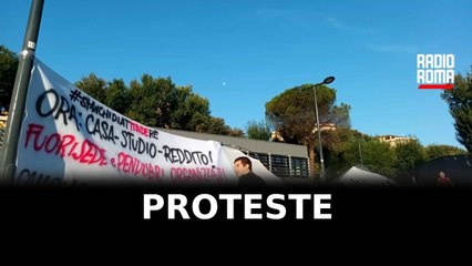 Università e caro affitti, proteste delle ten​de anche a Roma Tre