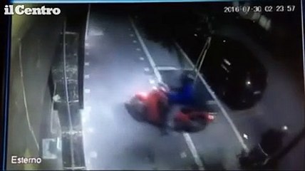 Pescara, ecco gli autori delle spaccate con lo scooter