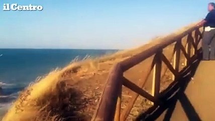 Vasto, morto giovane surfista, continuano le ricerche dell'amico