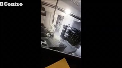 Ecco le immagini del ladro in azione al Lido Beach