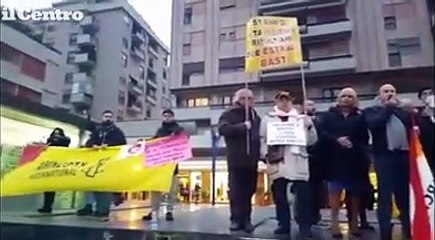 #Svegliatitalia, piazza Salotto d? la "sveglia" al parlamento