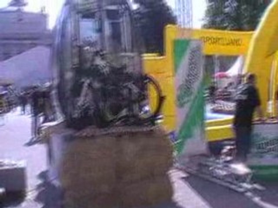 MOV001