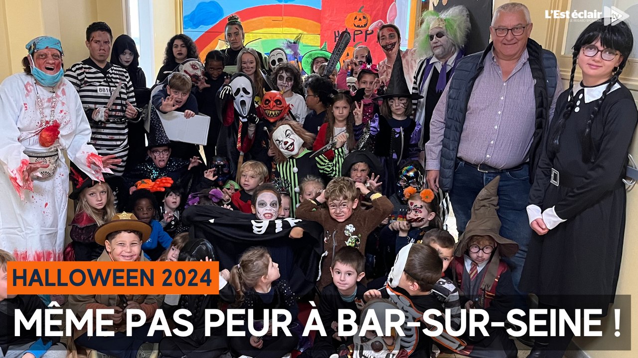 Concours de costumes et défilé dans les rues pour Halloween à Bar-sur-Seine