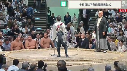 Divisions' Yusho Award ceremony - Aki 2024, Day 15