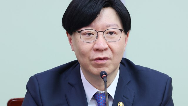 '법인 계좌 허용' 등 가상자산 현안 논의 착수 / YTN