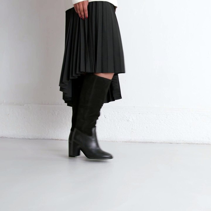 264-DOWN-CUIR-H23-NOIR_VIDEO