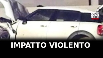 Auto contro casa a Sabaudia, muoiono due amici