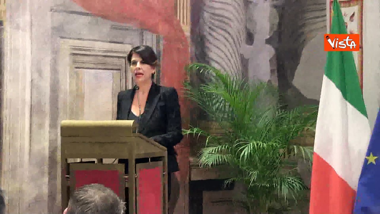 Geppi Cucciari: "La Rai sia di pi? e di tutti, hasta il canone siempre"