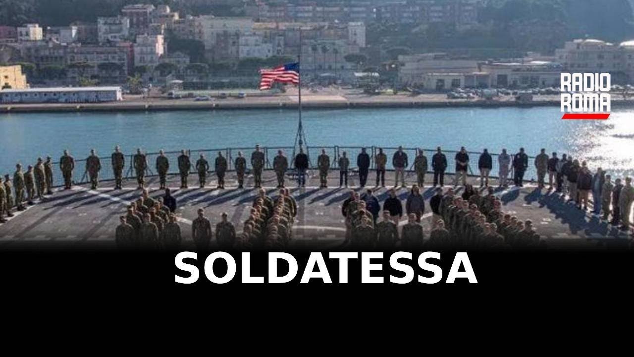 Soldatessa USA cade da balcone durante una festa