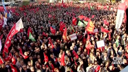 Özel'den belediye başkanlarını uyarı