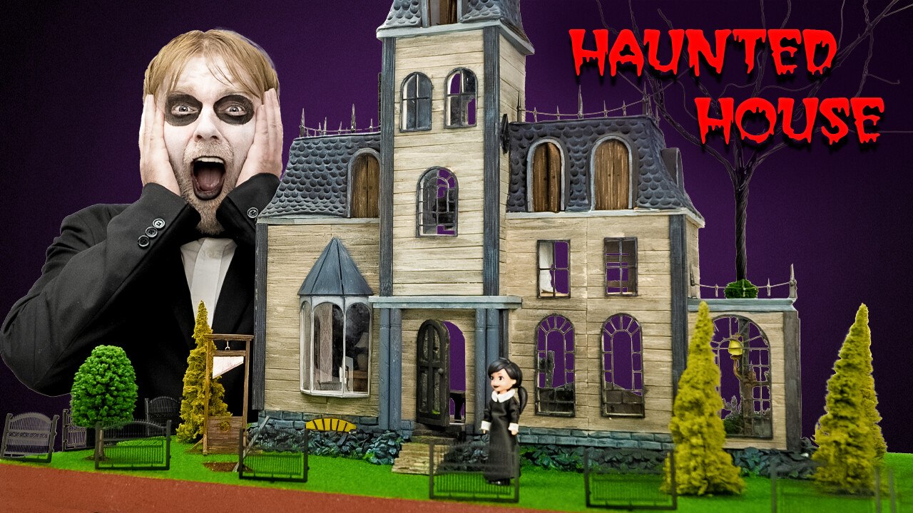 We Built a Cardboard Haunted House 🏚️👻 Creepy DIY Project for Halloween ...