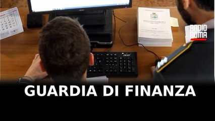 Finanzieri accerchiati durante arresto a Tor Bella Monaca