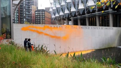 US-Botschaft in London nach Trump-Sieg mit Farbe besprüht